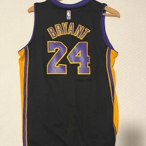 Youth Kobe Bryant XL  jersey in great condition only worn once